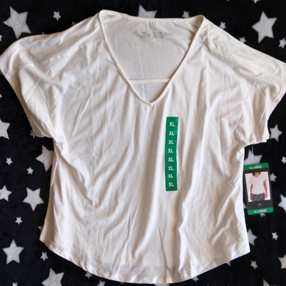 Woman's T Shirt With Neck Detail Size XL